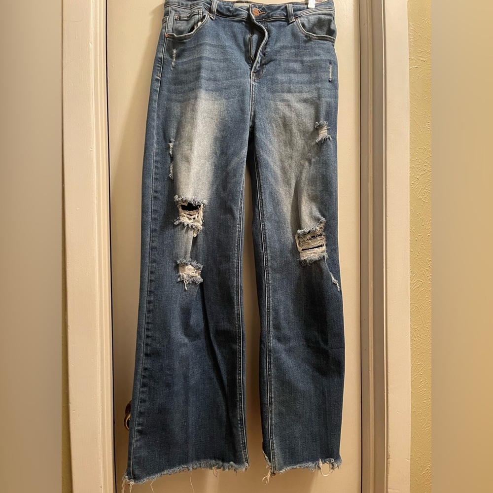 Distressed Risen Blue Jeans